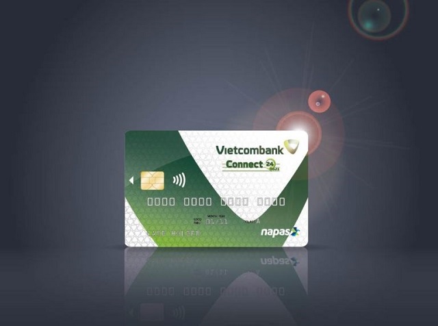 Thẻ ghi nợ nội địa của ngân hàng Vietcombank đang được khách hàng ưu chuộng