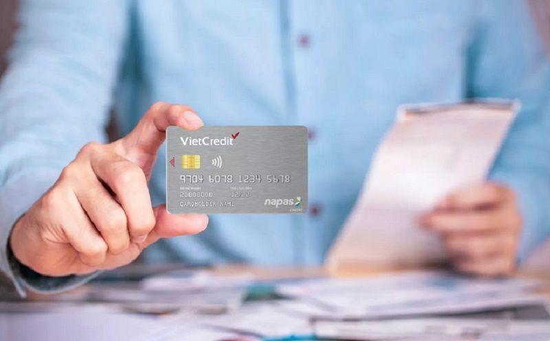 Liên hệ tổng đài VietCredit để được tư vấn tốt nhất các sản phẩm dịch vụ